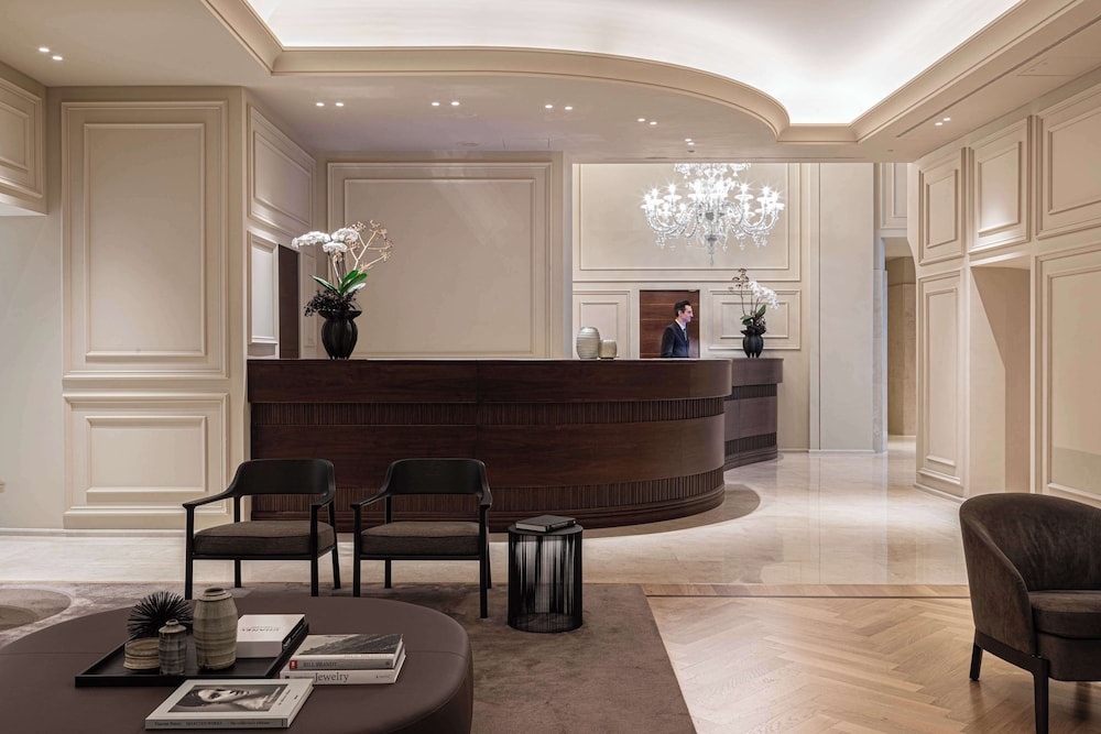 Hotel Cristoforo Colombo – Preferred Hotels & Resorts — Hotel building in Milan, Lombardy