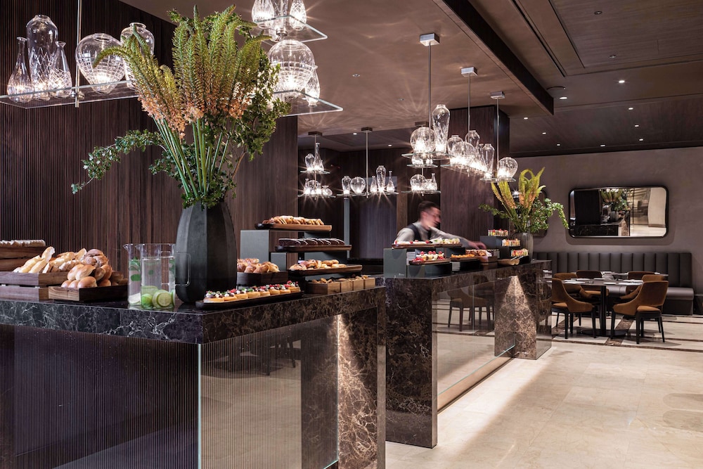 Hotel Cristoforo Colombo – Preferred Hotels & Resorts — Restaurant & bars in Milan, Lombardy