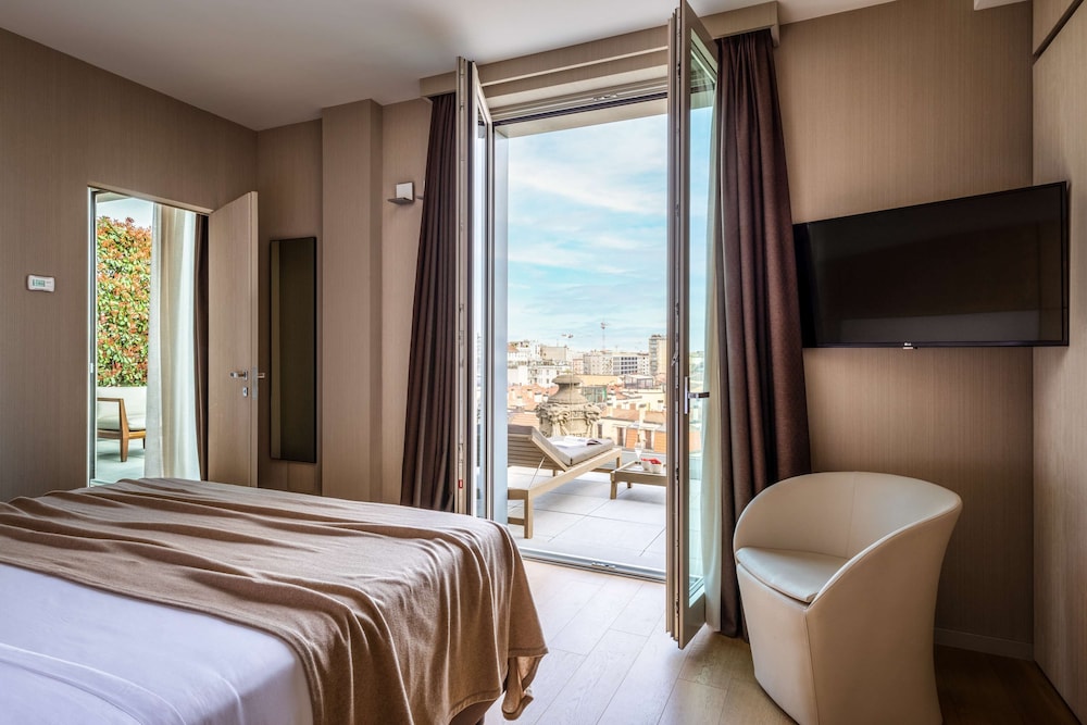 Hotel Cristoforo Colombo – Preferred Hotels & Resorts — Hotel rooms in Milan, Lombardy