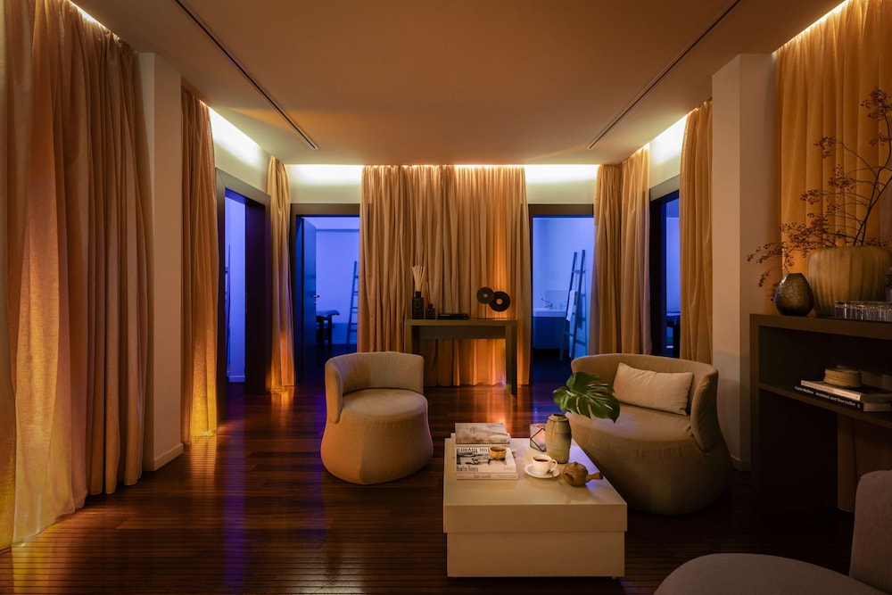 Hotel Cristoforo Colombo – Preferred Hotels & Resorts — Hotel rooms in Milan, Lombardy