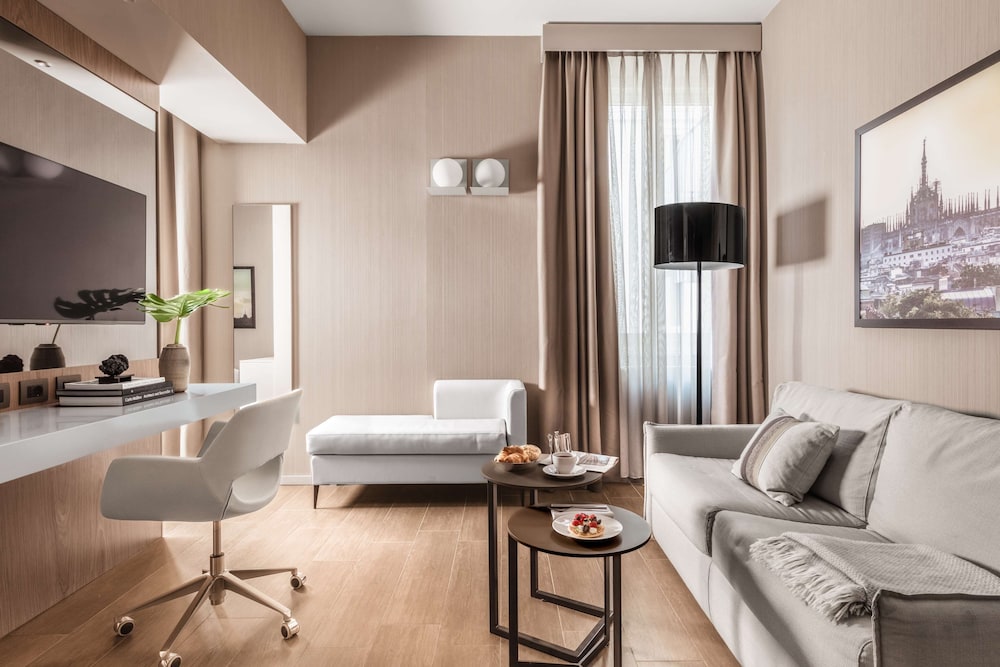 Hotel Cristoforo Colombo – Preferred Hotels & Resorts — Hotel rooms in Milan, Lombardy
