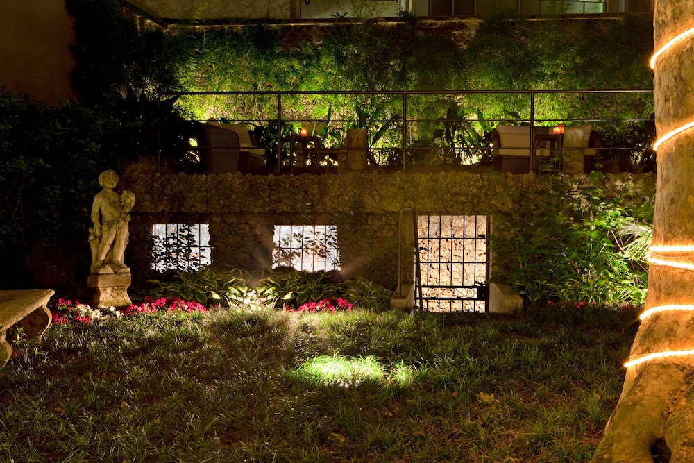 Hotel Manin — Hotel building in Milan, Lombardy