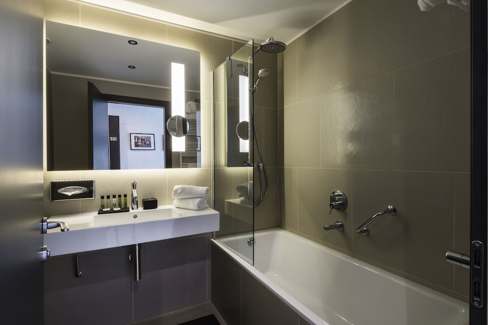 Hotel Manin — Hotel rooms in Milan, Lombardy