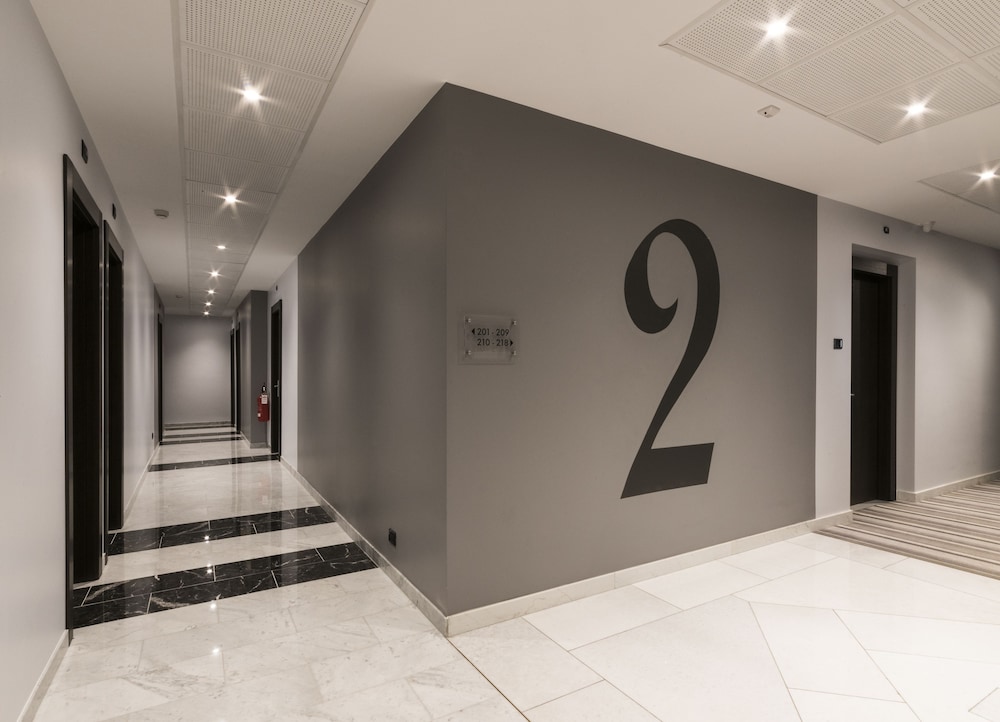 Hotel Manin — Hotel building in Milan, Lombardy