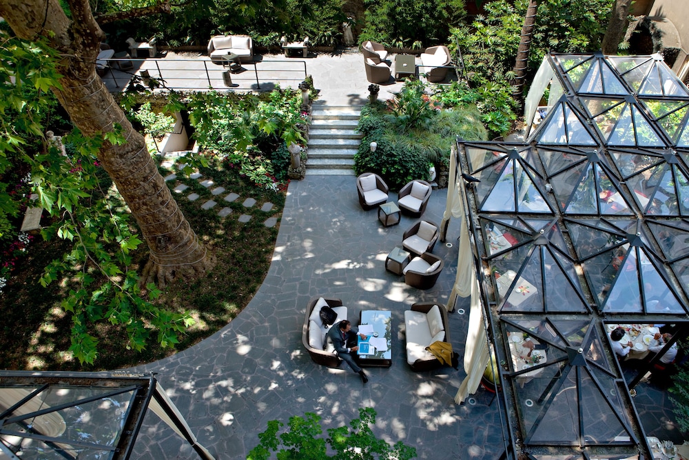 Hotel Manin — Hotel building in Milan, Lombardy