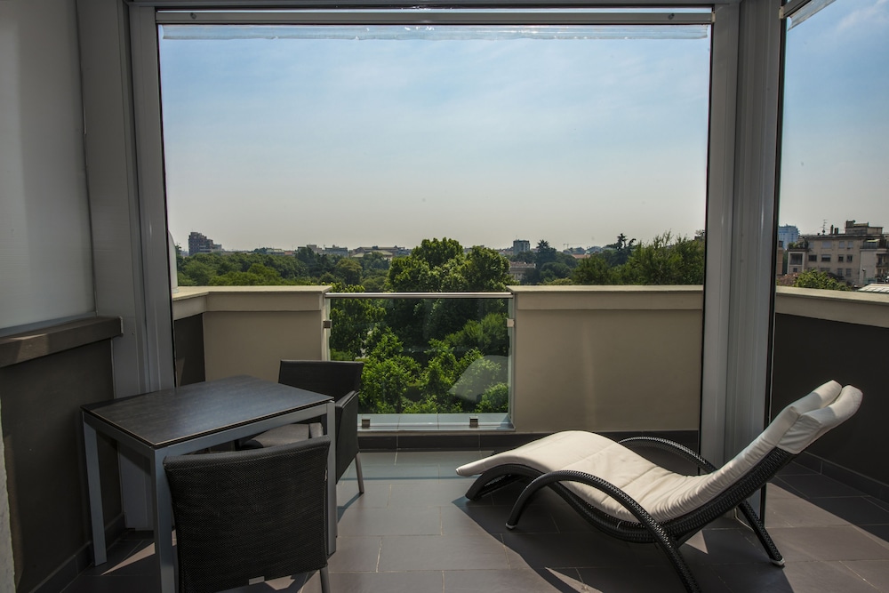 Hotel Manin — Hotel rooms in Milan, Lombardy