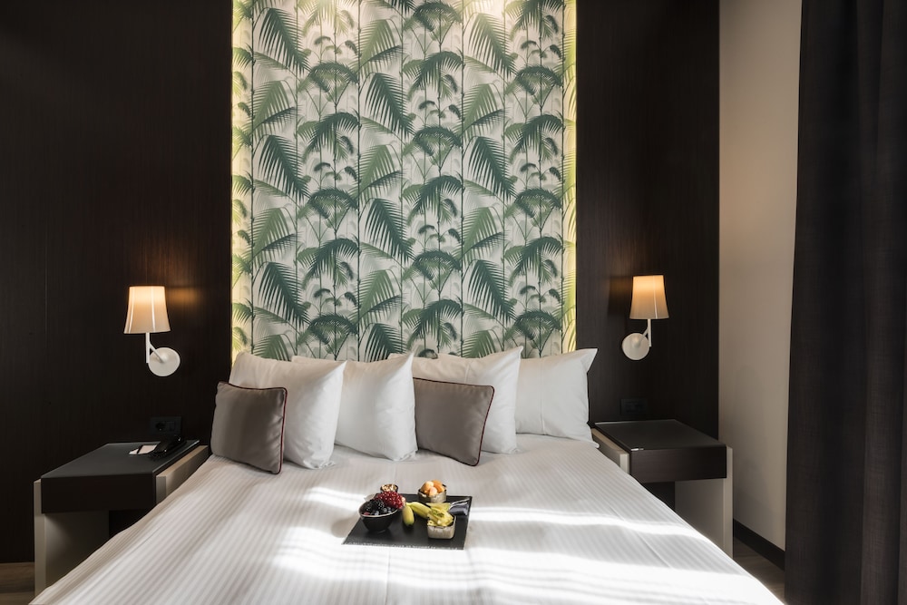 Hotel Manin — Hotel rooms in Milan, Lombardy