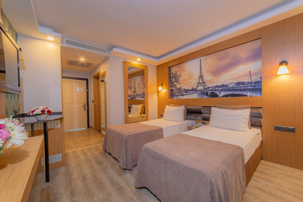 Sealife Family Resort Hotel — Hotel rooms in Antalya