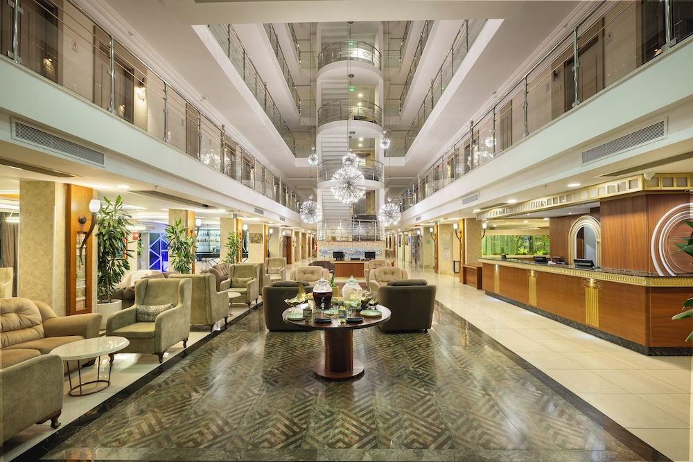 Sealife Family Resort Hotel — Hotel building in Antalya
