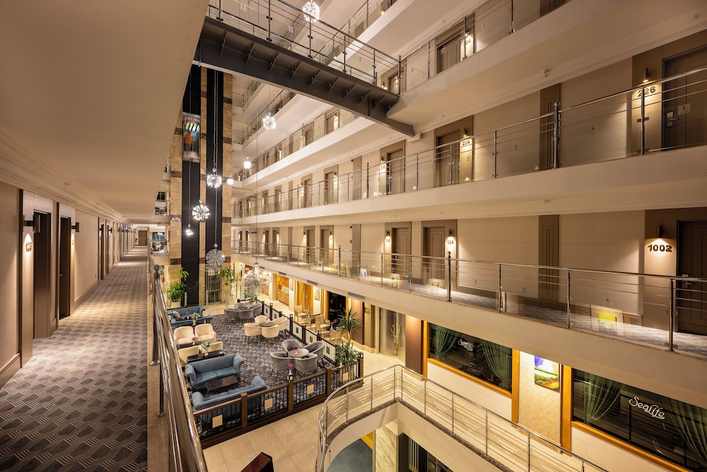 Sealife Family Resort Hotel — Hotel building in Antalya