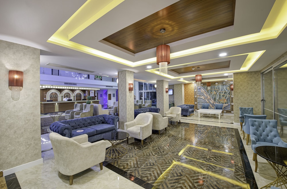 Sealife Family Resort Hotel — Hotel building in Antalya