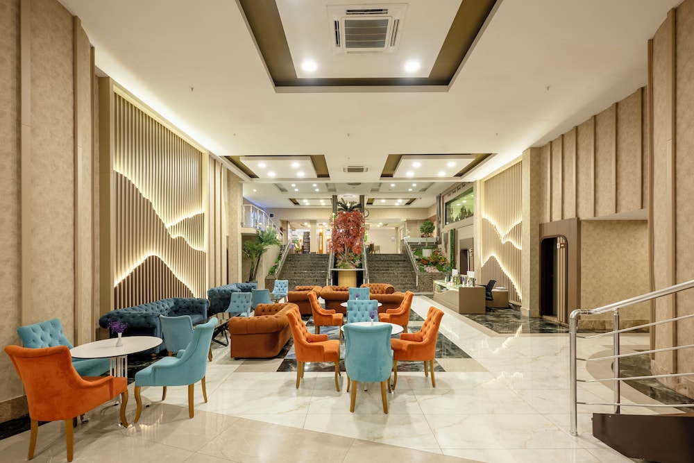 Sealife Family Resort Hotel — Hotel building in Antalya