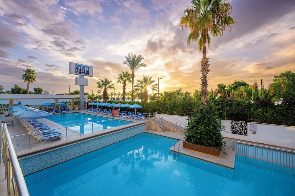 Sealife Family Resort Hotel