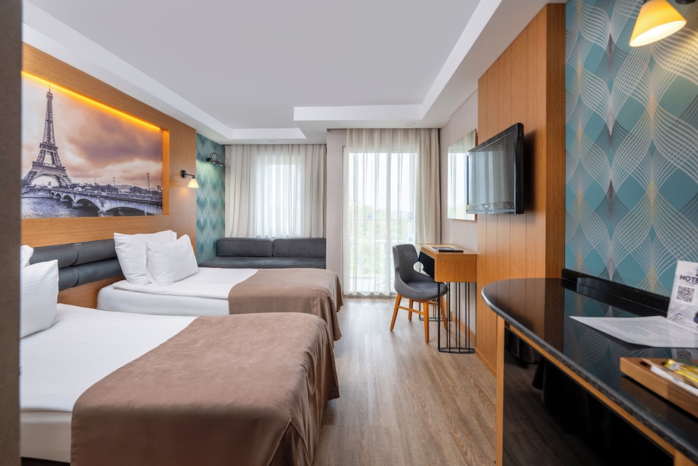 Sealife Family Resort Hotel — Hotel rooms in Antalya