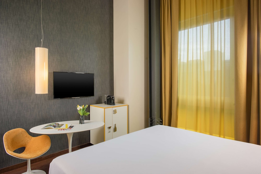 Nhow Milano — Hotel rooms in Milan, Lombardy