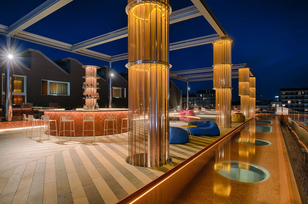 Nhow Milano — Restaurant & bars in Milan, Lombardy
