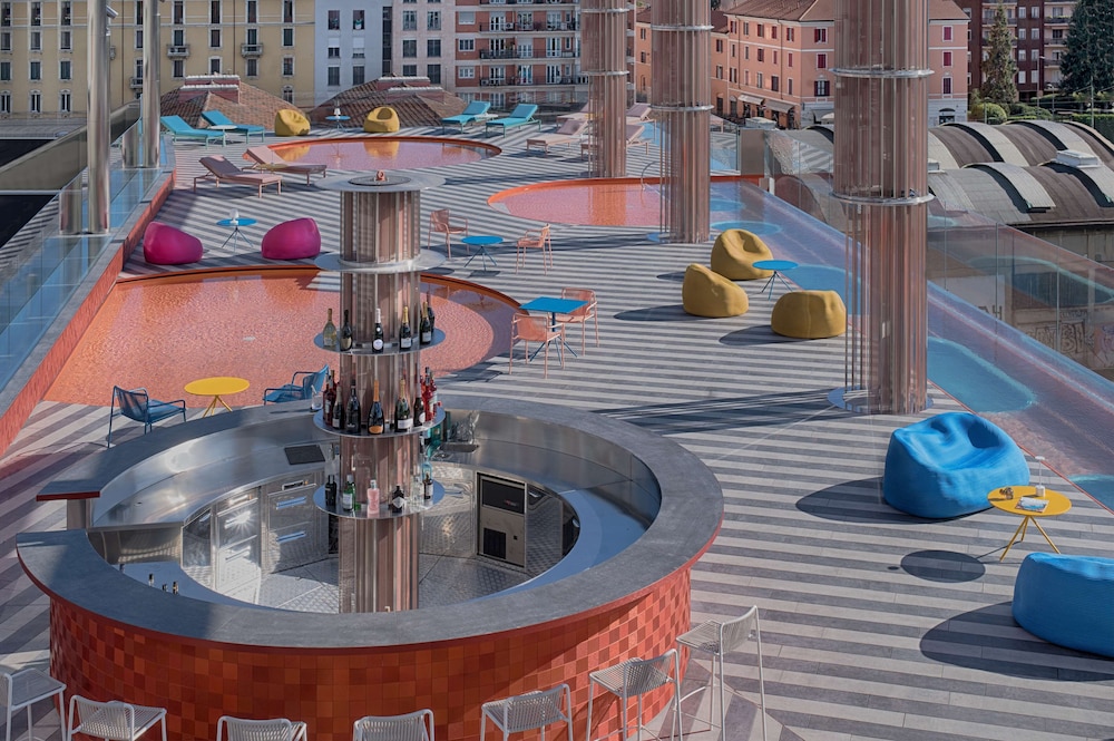Nhow Milano — Restaurant & bars in Milan, Lombardy