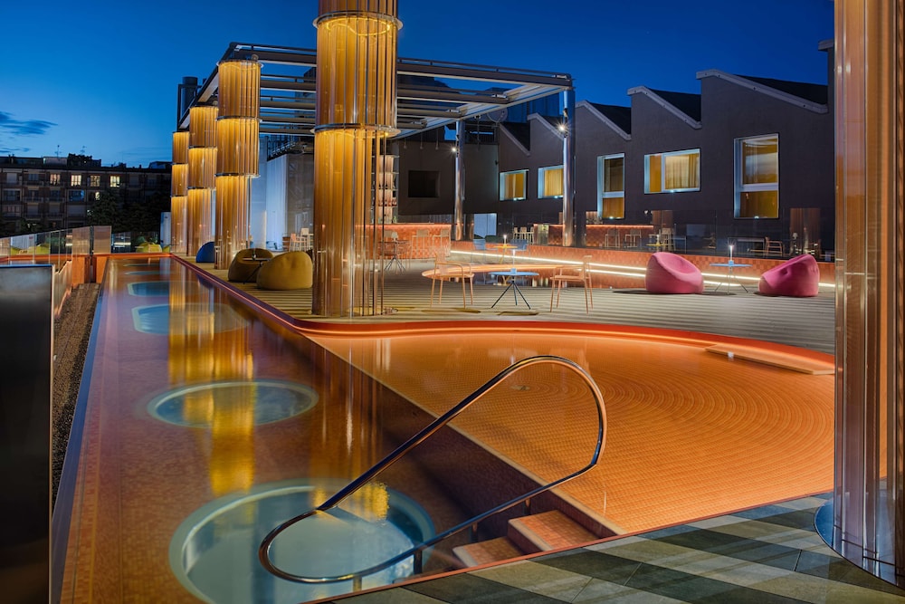 Nhow Milano — Swimming pool in Milan, Lombardy