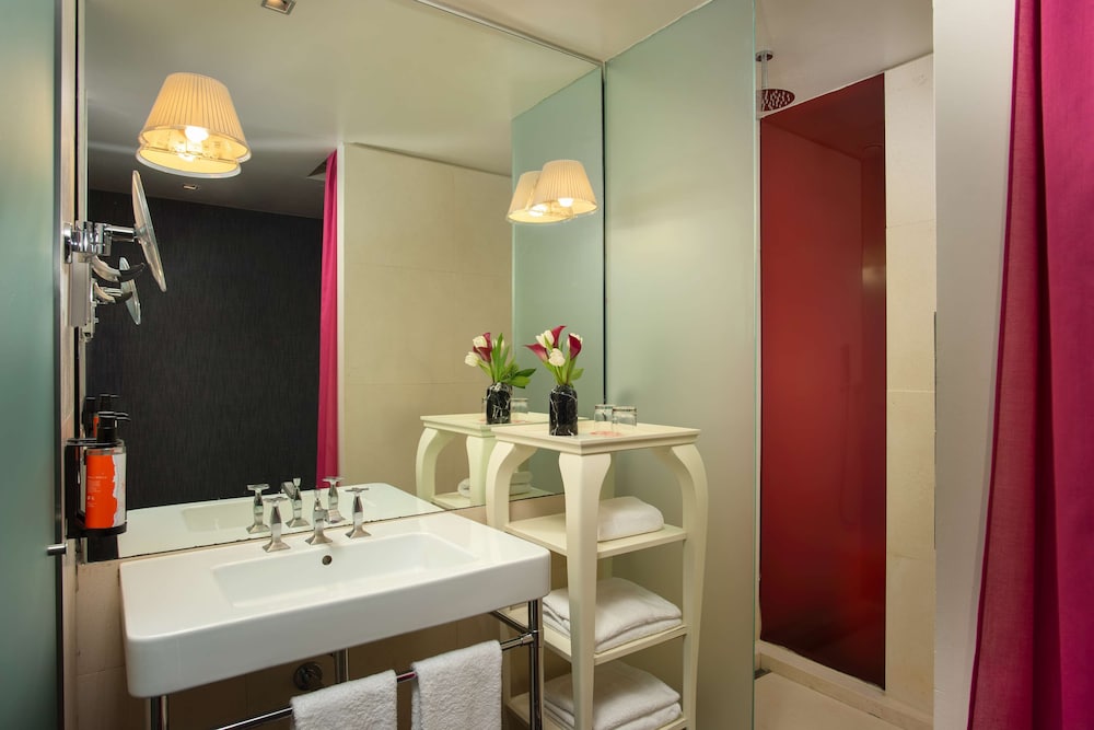 Nhow Milano — Hotel rooms in Milan, Lombardy