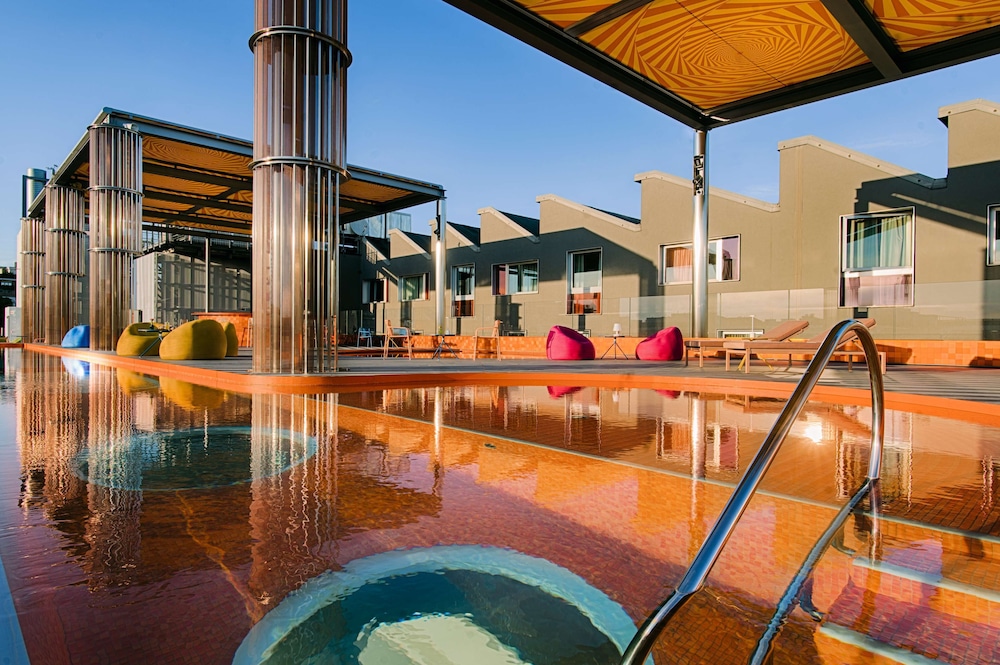 Nhow Milano — Swimming pool in Milan, Lombardy