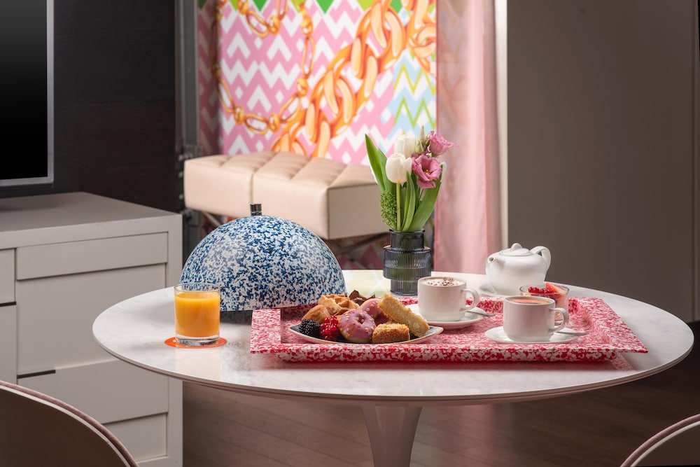 Nhow Milano — Hotel rooms in Milan, Lombardy