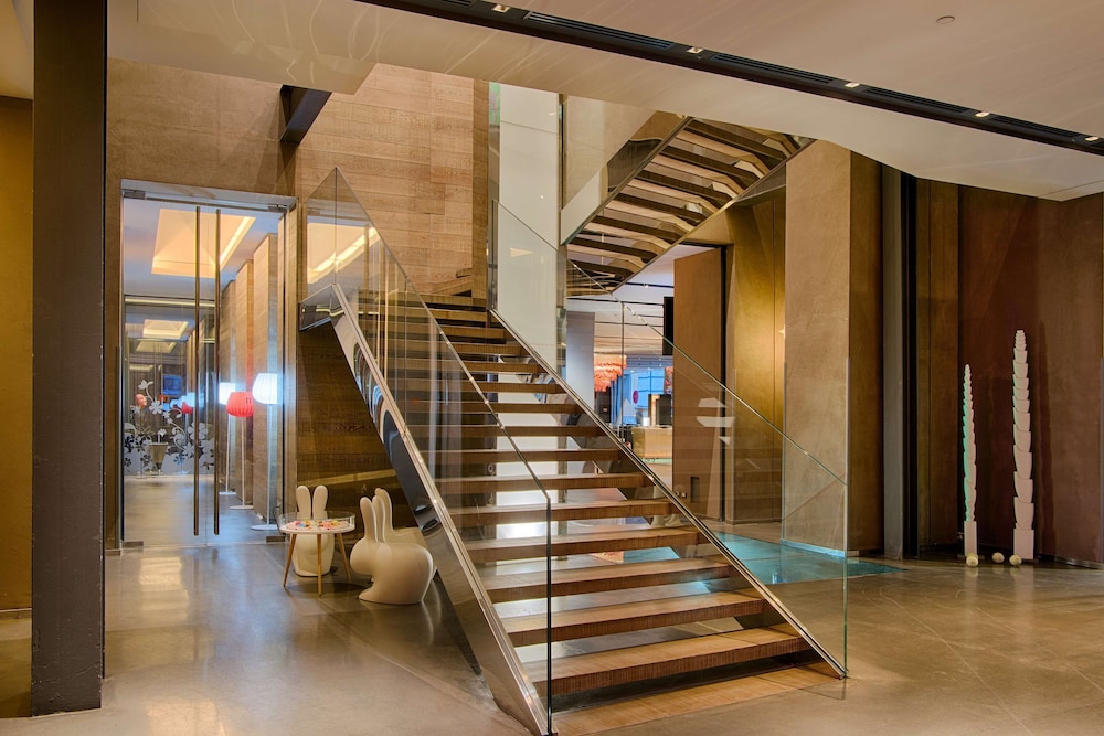 Nhow Milano — Hotel building in Milan, Lombardy