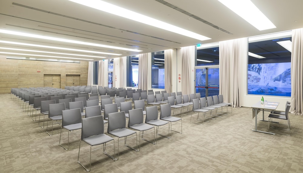 Nhow Milano — Hotel building in Milan, Lombardy