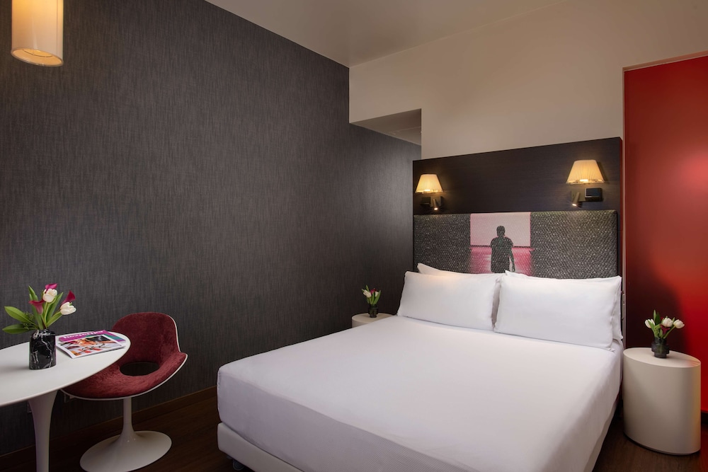 Nhow Milano — Hotel rooms in Milan, Lombardy