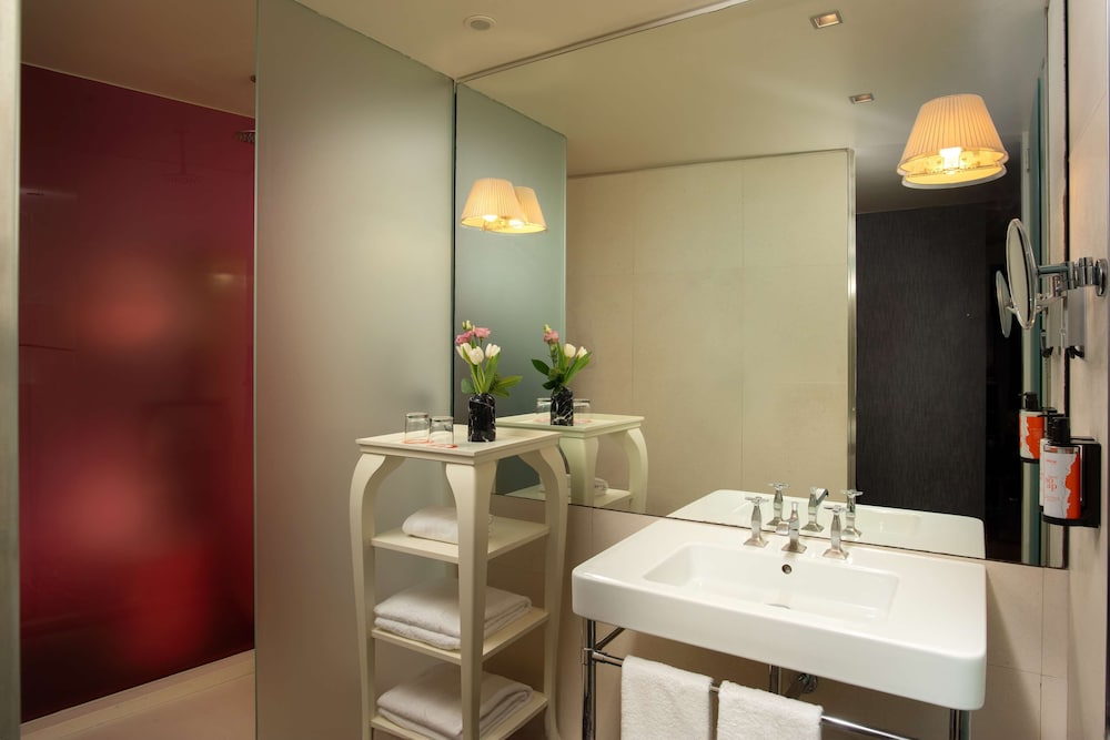 Nhow Milano — Hotel rooms in Milan, Lombardy