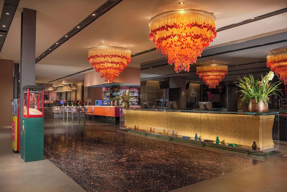 Nhow Milano — Restaurant & bars in Milan, Lombardy