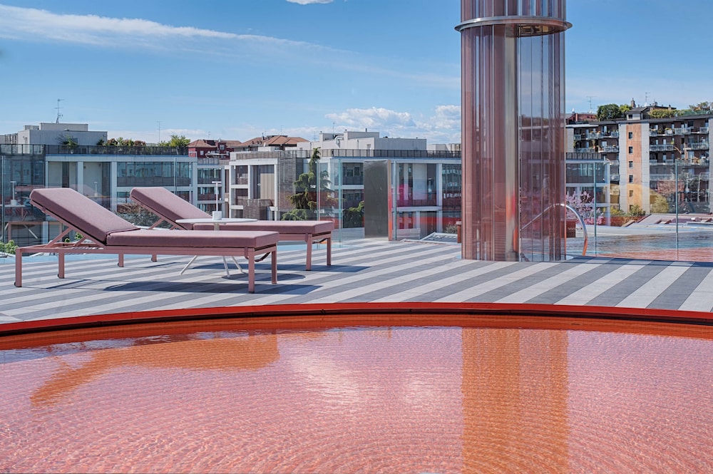 Nhow Milano — Swimming pool in Milan, Lombardy