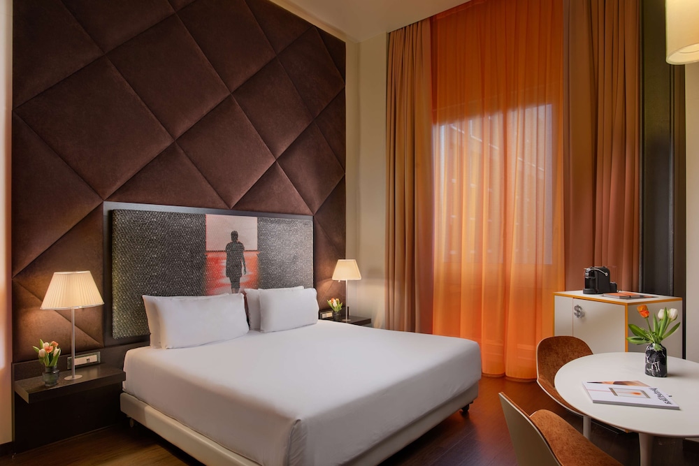 Nhow Milano — Hotel rooms in Milan, Lombardy