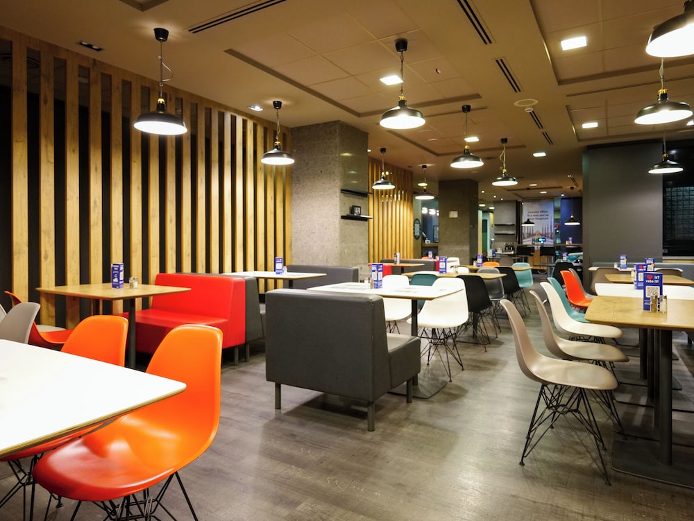 a&o Hostel Milano Ca Granda — Restaurant & bars in Milan, Lombardy