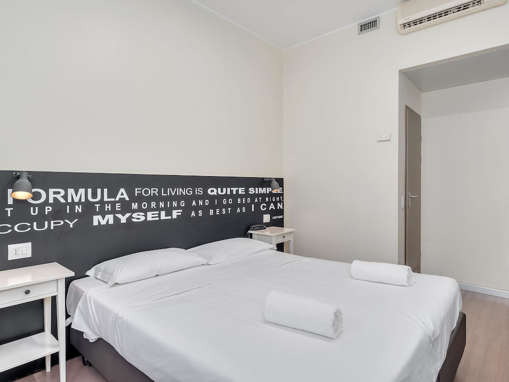 B&B Hotel Milano Ornato — Hotel rooms in Milan, Lombardy