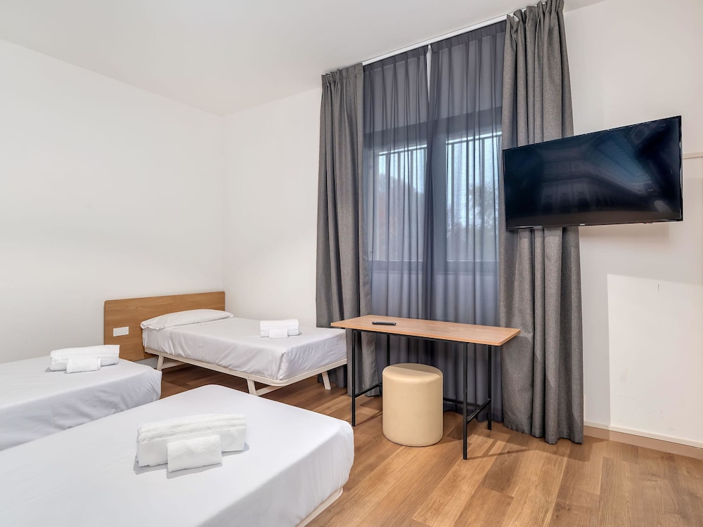 B&B Hotel Milano Ornato — Hotel rooms in Milan, Lombardy