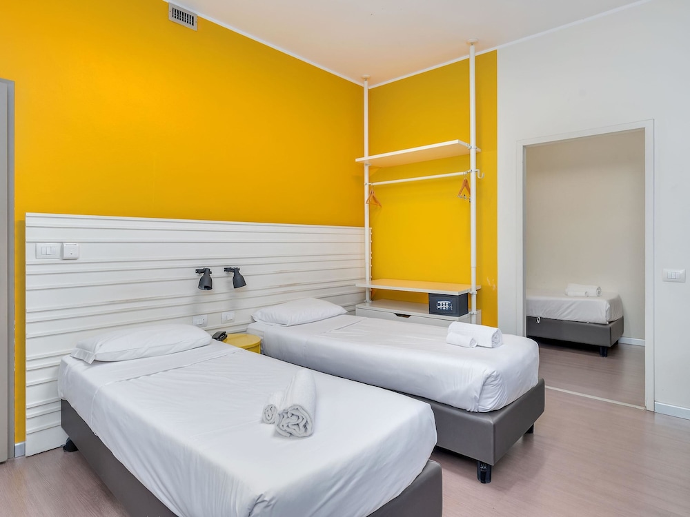 B&B Hotel Milano Ornato — Hotel rooms in Milan, Lombardy
