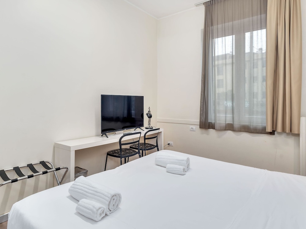 B&B Hotel Milano Ornato — Hotel rooms in Milan, Lombardy