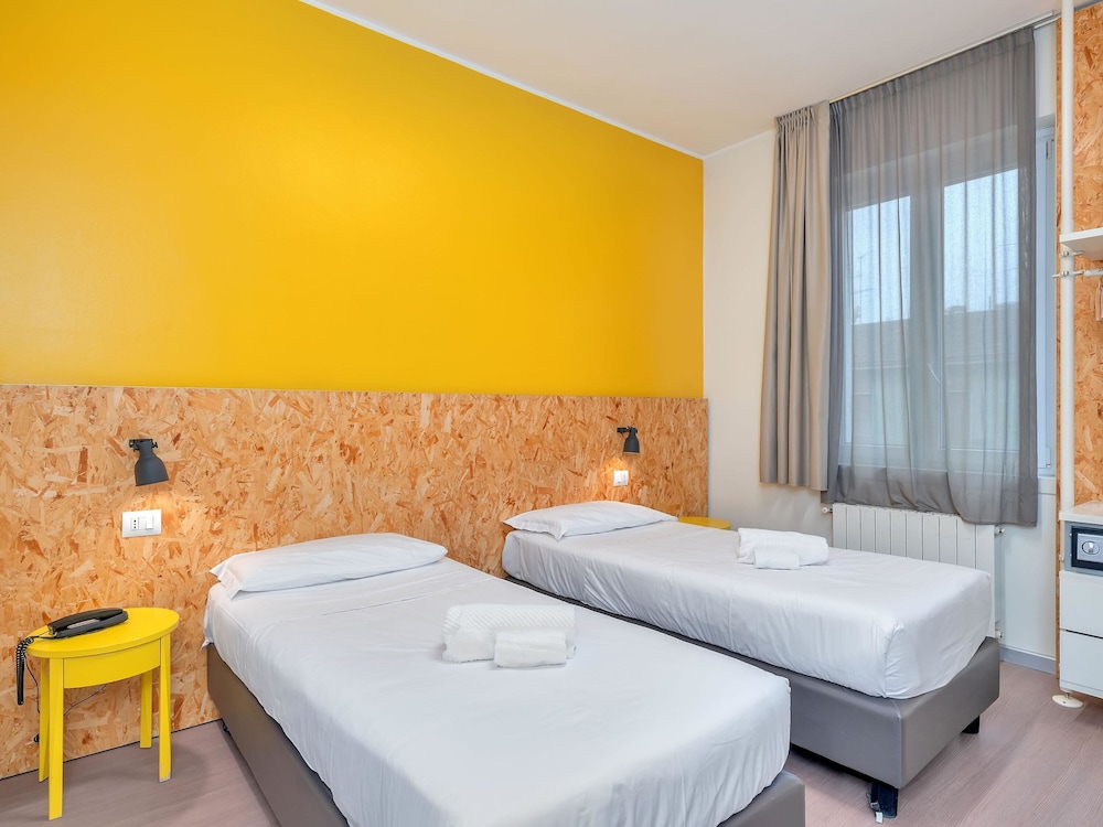 B&B Hotel Milano Ornato — Hotel rooms in Milan, Lombardy