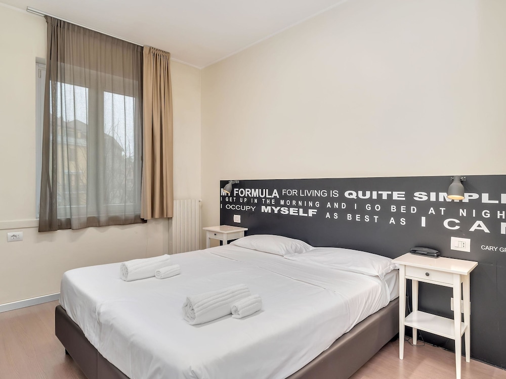 B&B Hotel Milano Ornato — Hotel rooms in Milan, Lombardy