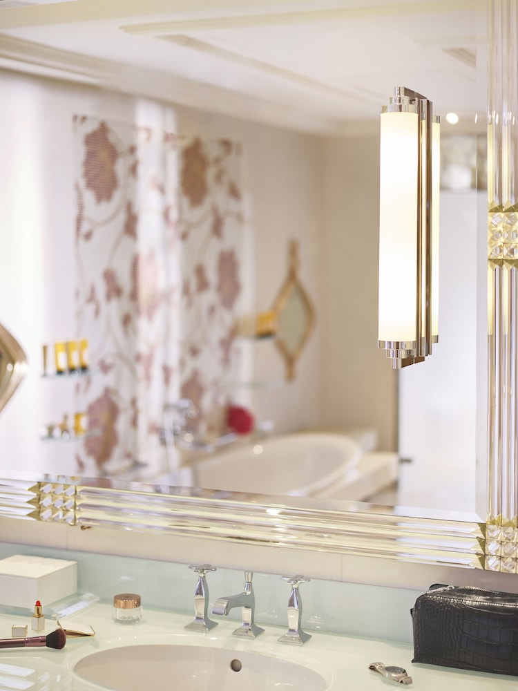 Hotel Principe Di Savoia — Hotel rooms in Milan, Lombardy