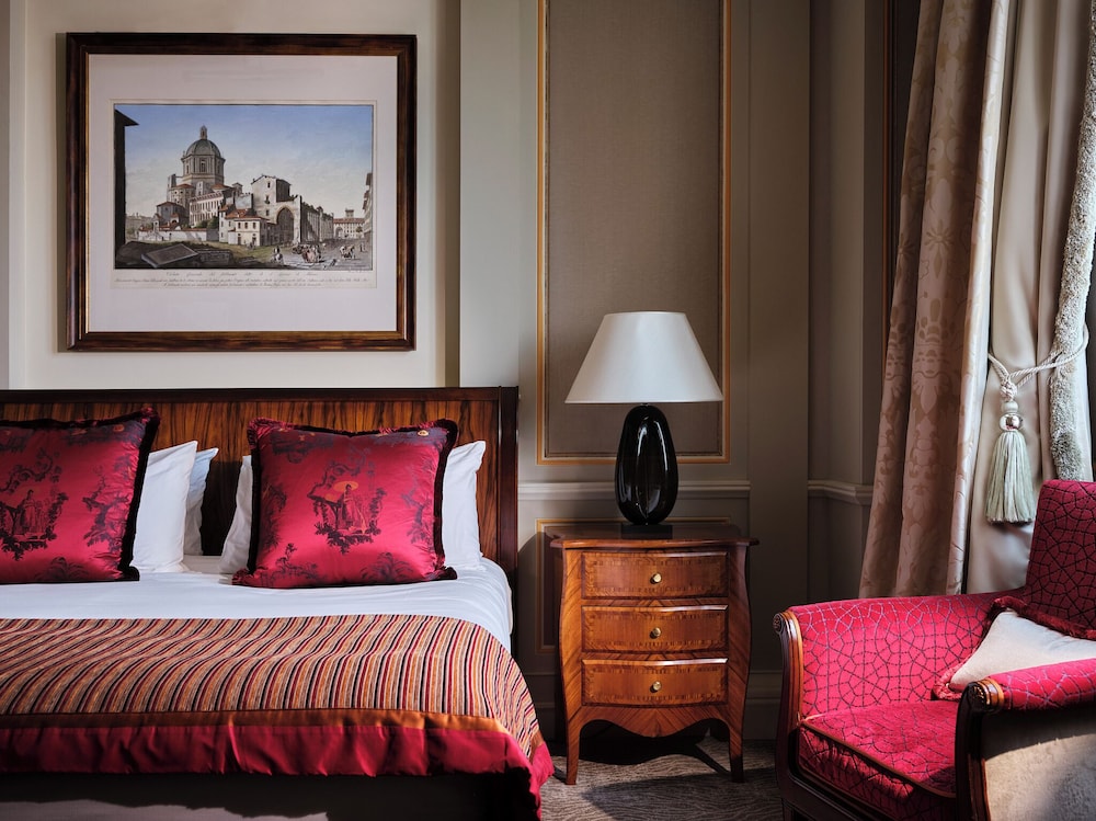 Hotel Principe Di Savoia — Hotel rooms in Milan, Lombardy