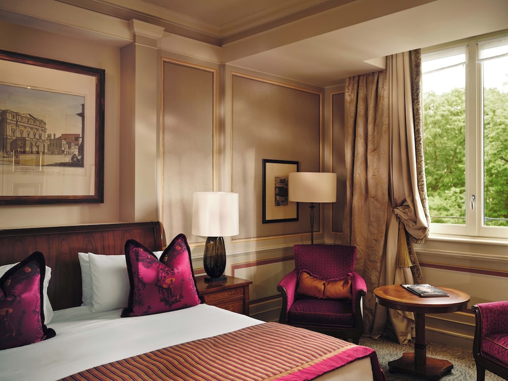 Hotel Principe Di Savoia — Hotel rooms in Milan, Lombardy