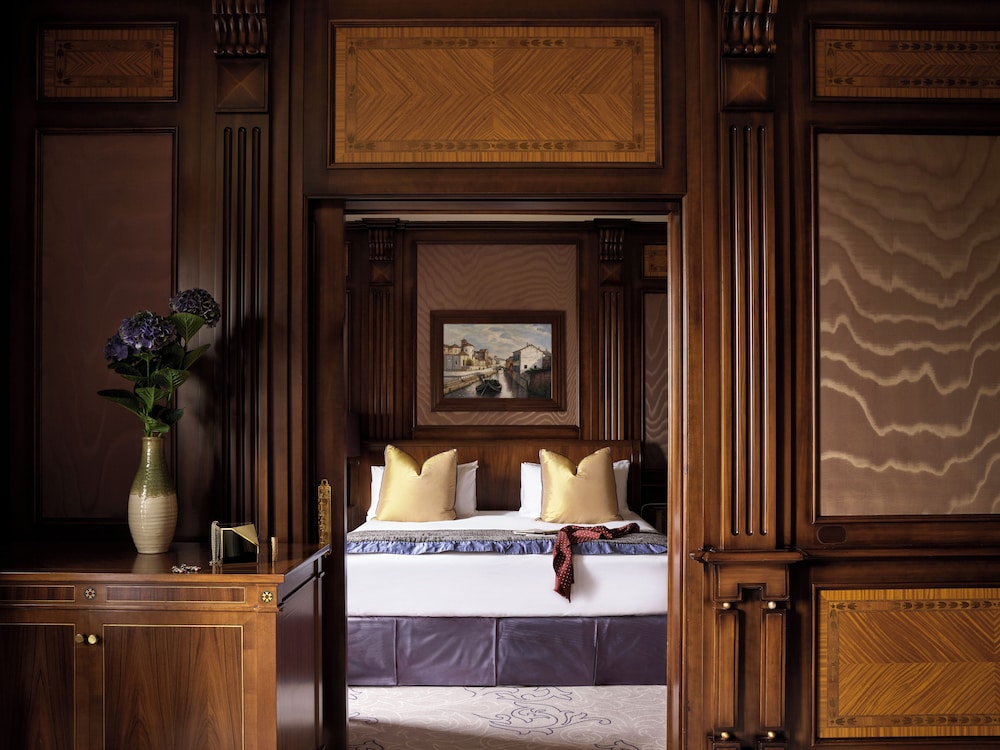 Hotel Principe Di Savoia — Hotel rooms in Milan, Lombardy