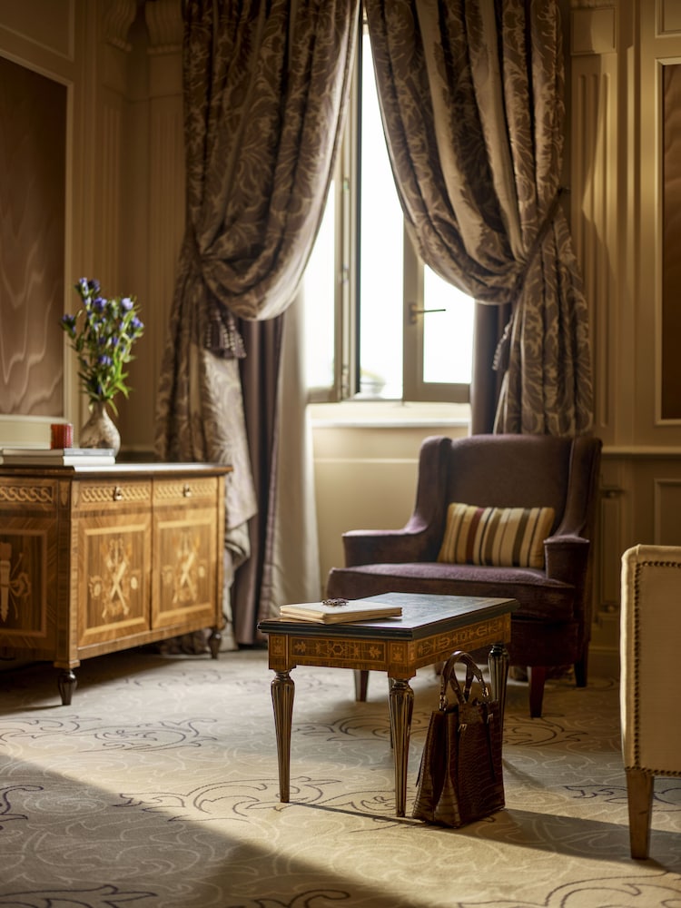 Hotel Principe Di Savoia — Hotel rooms in Milan, Lombardy