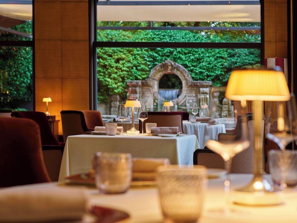 Hotel Principe Di Savoia — Restaurant & bars in Milan, Lombardy