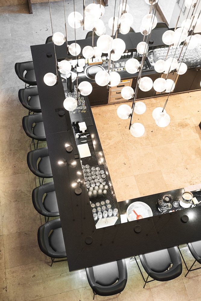Radisson Blu Hotel, Milan — Restaurant & bars in Milan, Lombardy