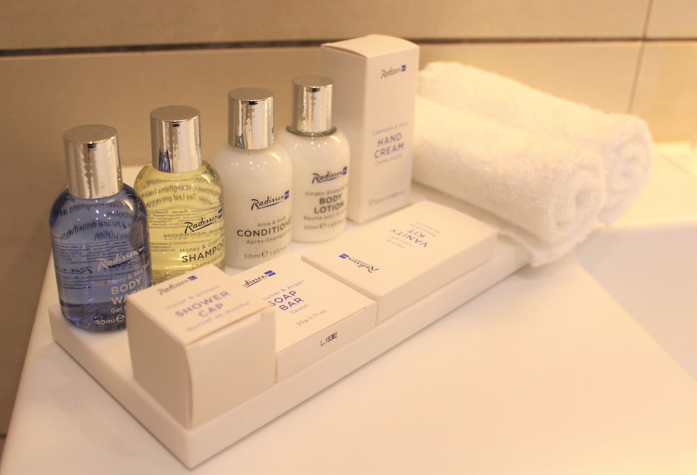 Radisson Blu Hotel, Milan — Hotel rooms in Milan, Lombardy
