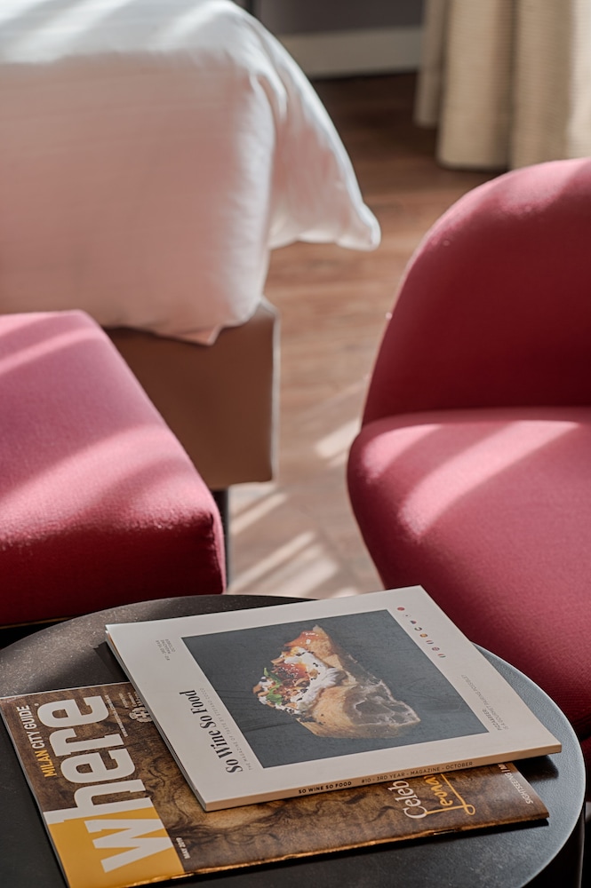 Radisson Blu Hotel, Milan — Hotel rooms in Milan, Lombardy
