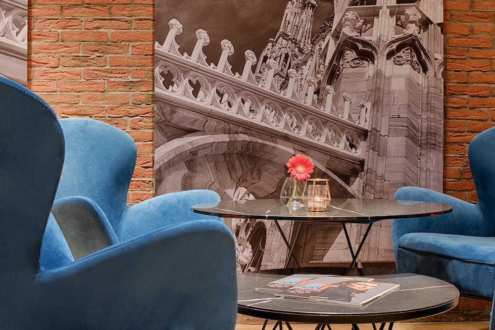 Radisson Blu Hotel, Milan — Hotel building in Milan, Lombardy