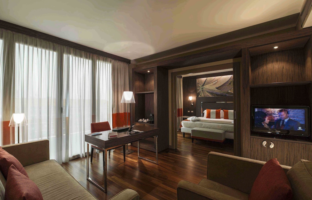 Crowne Plaza Milan Nolo by IHG — Hotel rooms in Milan, Lombardy
